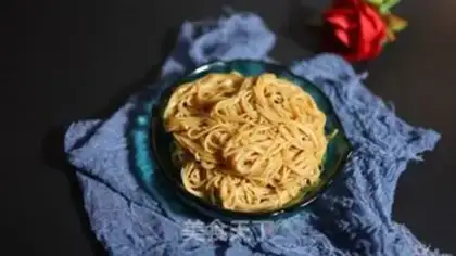 Make Onion noodles step 5