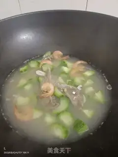 Make Duck-head shrimp and melon soup step 3