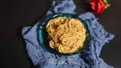 Make Onion noodles step 6