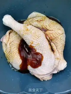 Make Five fingers of peach chicken leg step 3