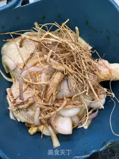 Make Five fingers of peach chicken leg step 5