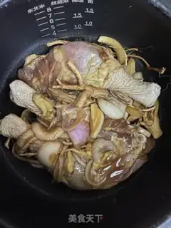 Make Five fingers of peach chicken leg step 6
