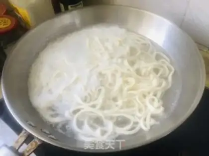 Make Beef noodles step 4