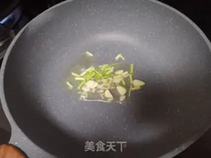 Make Sour and appetizer soup step 3