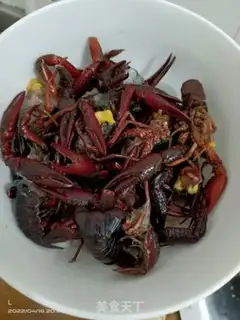 Make Spicy lobster step 0