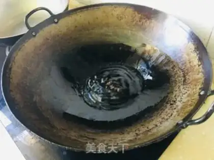 Make Spicy potatoes with noodles step 2