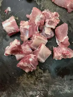 Make Five-finger peach vapouring ribs step 1