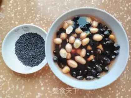 Make Black sesame peanuts step 0