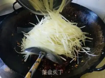 Make Spicy potatoes with noodles step 6
