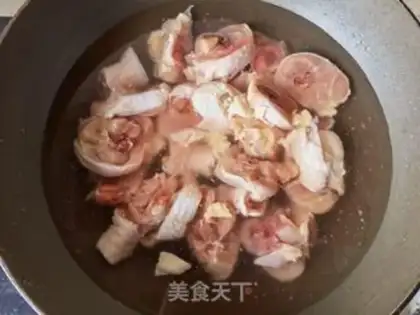 Make Roasted corn potatoes, chicken legs step 1