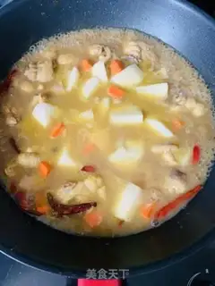 Make Curry potato chicken step 3