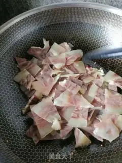 Make Back to the cow face step 3