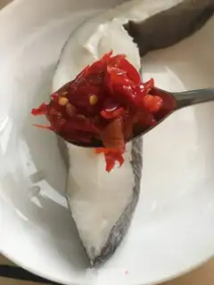 Make Pepper chopping steamed cod step 2