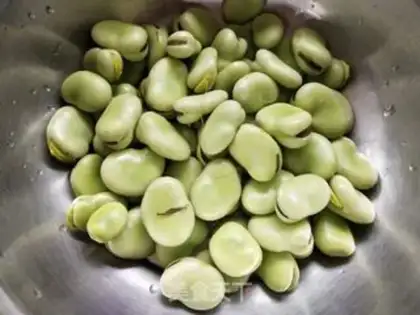 Make Shrimp beans step 1