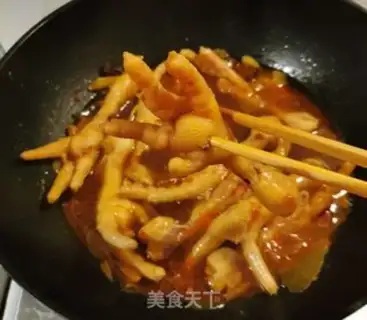 Make The fragrance of chicken claws step 10