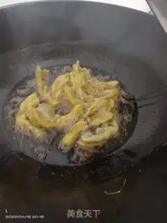 Make Frozen duck feet step 2