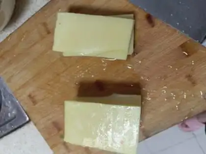 Make Spicy yellow powder step 0