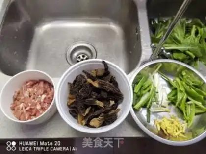 Make Sheep-apple fried meat step 0