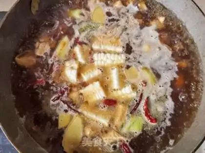 Make Roasted corn potatoes, chicken legs step 12