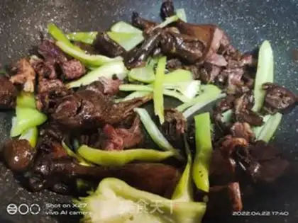 Make Chili fried duck step 3
