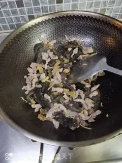 Make Sheep-apple fried meat step 2