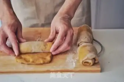Make Red tea toast step 6