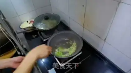 Make Tomato noodles step 1