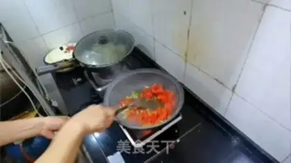 Make Tomato noodles step 2