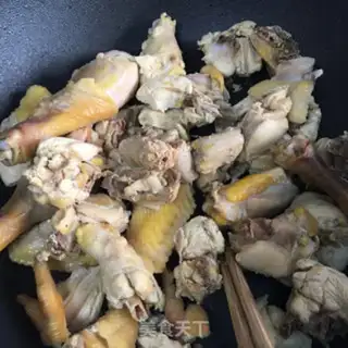 Make The red chicken step 0