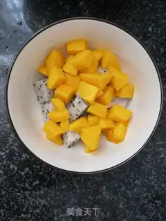 Make Milk and fruit tacos step 4
