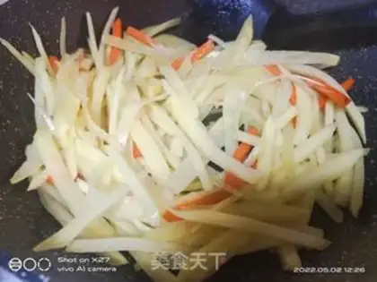 Make Carrot with potatoes step 1