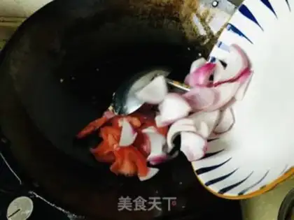 Make Onion fried eggs step 4