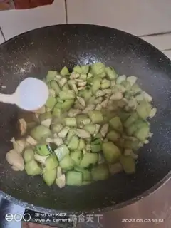 Make Chicken chest fried cucumber step 3
