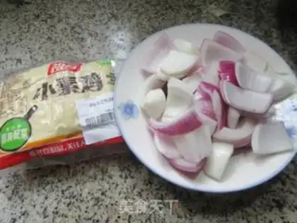 Make Onions burning pheasant chickens step 0