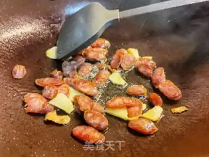 Make Scrambled sausage step 3