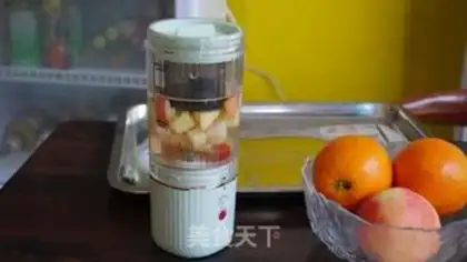 Make Peaches urchin tea and orange juice step 2