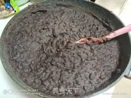 Make Red bean pie step 5