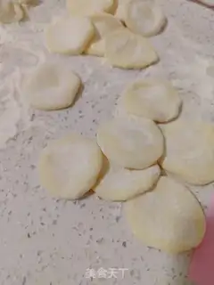 Make Frozen pork dumplings step 6
