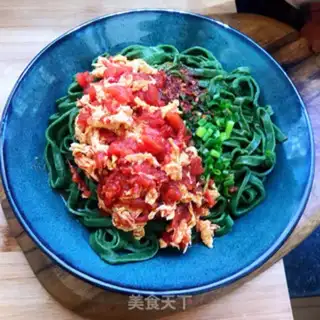 Make Tomato egg and spinach noodles step 10