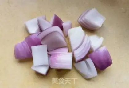 Make Dutch cucumber onions mixed with little sea belts step 2
