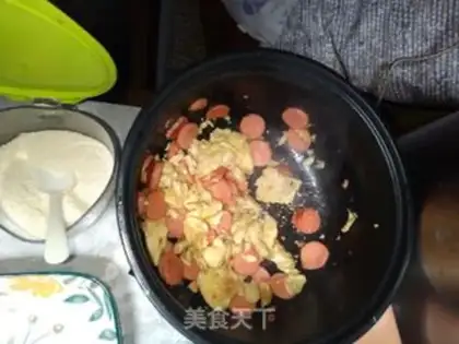 Make Egg ham and sausage step 4