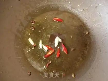 Make Garlic moths and chicken legs step 7