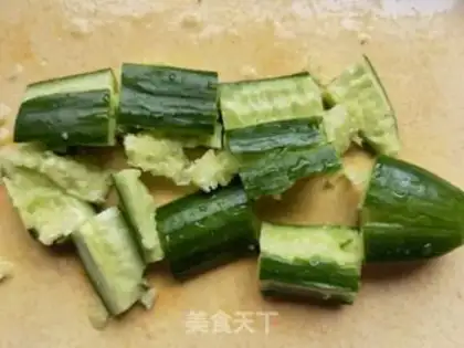 Make Onion Dutch cucumber with donkey step 1
