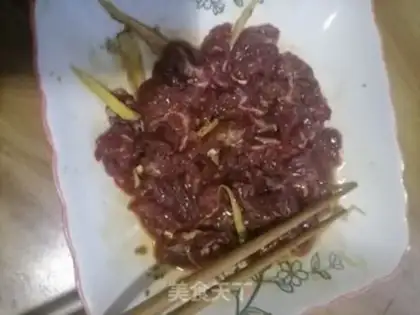 Make Beef and garlic step 1