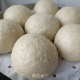 Make Two meters of black buns step 7