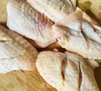 Make The wings of the air fried chicken step 1