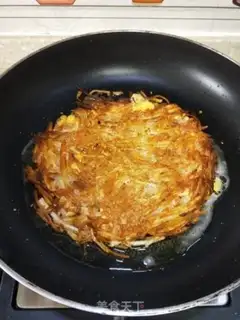 Make Onion potato eggcake step 11
