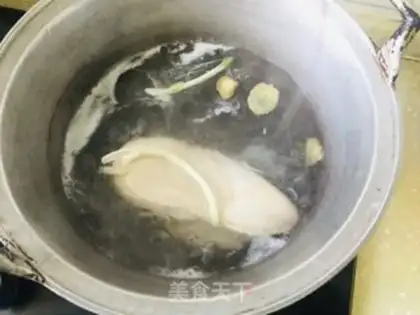 Make The sailor tore the chicken step 1
