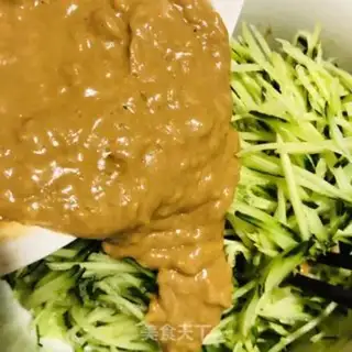 Make Sesame sauce and cucumber step 6