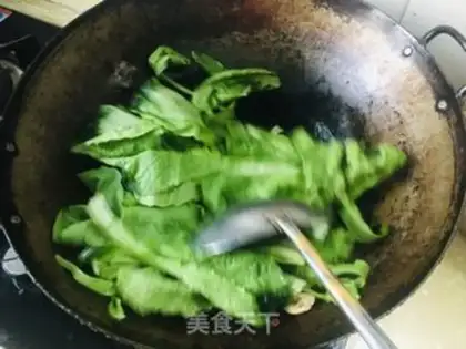 Make Fry mushrooms and cabbage step 2